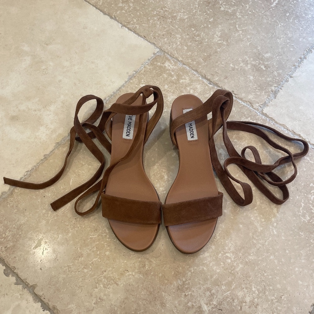 Steve Madden Adrianne tie up sandal sz 9